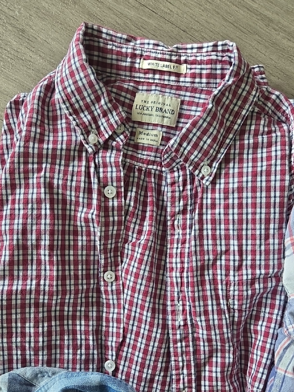 5 Lucky Brand Button Down Plaid Shirts! All Size Medium. Great Condition - Picture 4 of 6